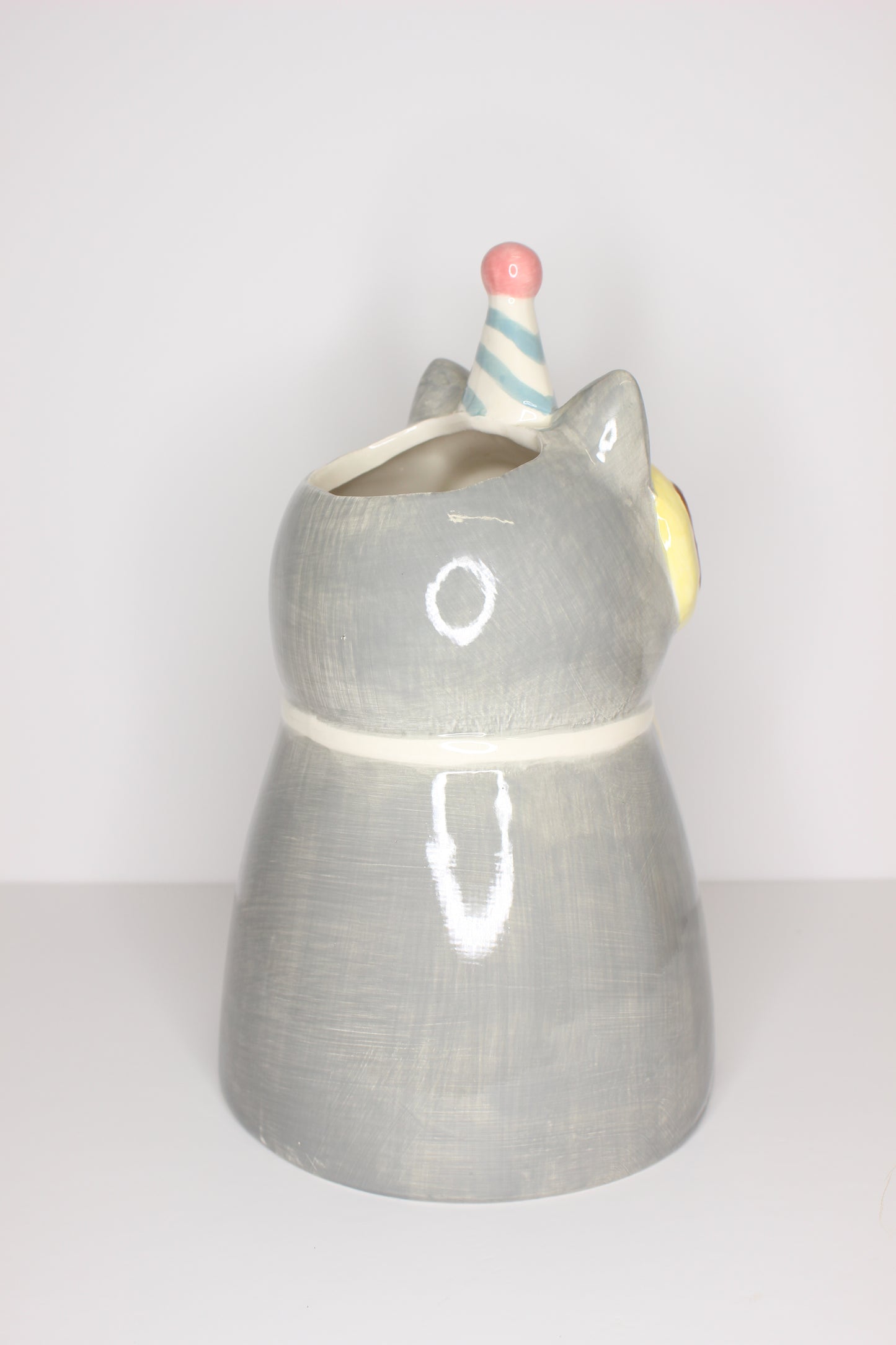 Jarrón gato gris