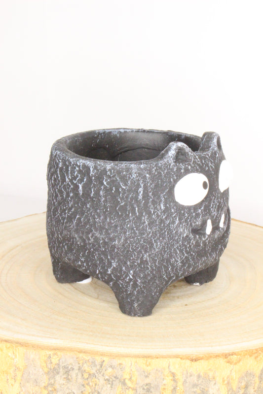 Macetero Mini Monstruito Negro