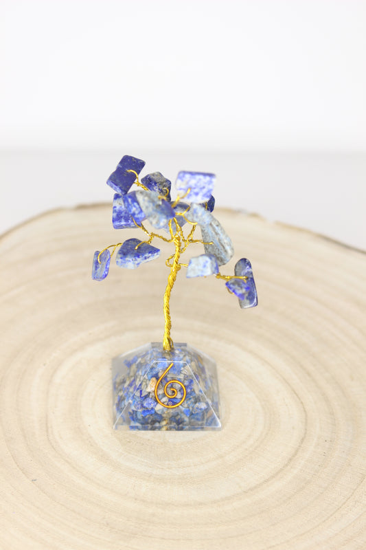 Pirámide orgonita S con árbol mineral